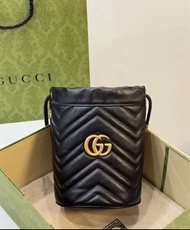 GUCCI GG Marmont Mini 鏈條水桶包 斜孭袋 黑色