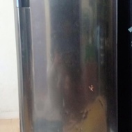 Freezer LG 6 rak es batu beku bekas