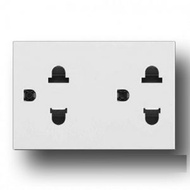 3-pin double socket Arteor Legrand