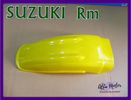 REAR FENDER PLASTIC "YELLOW" Fit For SUZUKI RM100 RM125 RM250 RM400 2610RMW #บังโคลนหลัง พลาสติก สีเหลือง