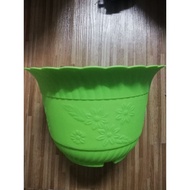 colour flower pot 24cm x 17cm