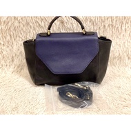 Second-Hand Leather Bag ISAAC MIZRAHI Brand Still New Condition There Is 1 Large Compartment. The In