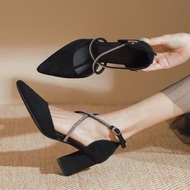 7p square high heels with velvet closed toe and 2 thin diamond straps across the ankle BM14