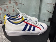 Adidas Nizza Low Top Sneakers