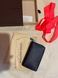 Lv  卡片套 ，散子包 2700元