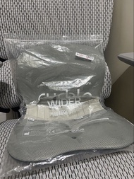 Curble Wider Grey 護脊坐墊  送椅套