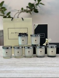 JO MALONE Candle 香薰蠟燭 200G 味道:英國梨與小蒼蘭/ 藍風鈴 /橙花 /牡丹與紅麂絨 /青檸羅勒柑橘 /鼠尾草海鹽/ 紅玫瑰/ 含羞草與小豆蔻