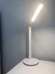 枱燈 Panasonic LED 檯燈 枱燈 白色 另有黑灰色