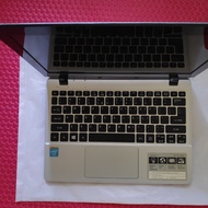 laptop ACER E11-masih seperti baru