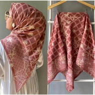 HIJAB SEGIEMPAT DENAY MOTIF BUNGA AKAR ORIGINAL DENAY HIJAB