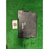 KIA SPECTRA FRONT FUSE BOX