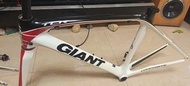 出售GIANT TCR Composite 全碳公路車架连原装前叉，S码