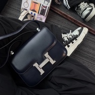 Hermes • Constance 24 深海藍 Box皮 菠蘿釦
