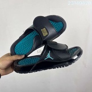 NIKE JORDAN HYDRO XI RETRO拖鞋