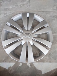 dop velg roda mobil wheeldop ring 13 Datsun (bekas pakai)