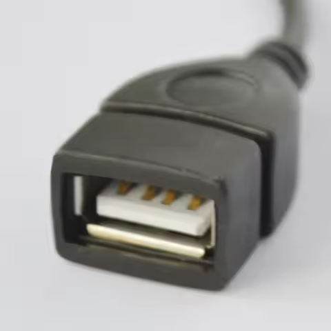 Car 3.5mm AUX Converter Adapter Cable for Land Rover Range Rover Sport Evoque Freelander 2 Jaguar XE