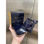 C l e D. e P e a u cushion 14g includes 1 shell + 1 pink and white core