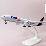 BOEING 777 MODEL PLANE "FEDEX EXPRESS NATIONWIDE SHIPPING" HIGH QUALITY METAL 20CM SCALE 1:400