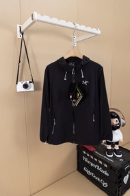 Arcteryx gore tex jacket 始祖鳥情侶户外防曬外套男女