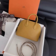 99新 hermes 愛馬仕 mini bolide 保齡球包，芝麻色，C刻 evercolor皮