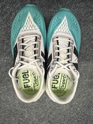 New Balance Fuelcell SuperComp V2