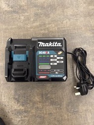 MAKITA DC40RA 40V 快速充電器