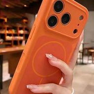 Luxury Contrast Color Liquid Silicone Magnetic Wireless Charging Phone Case For IPhone 17ProMax 17Pr