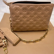 LV coussin PM