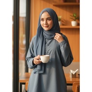 Women's tops,/ work tops, women's rain jackets,/ out tops, PRELOVED