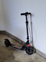 Phoenix 折疊滑板車