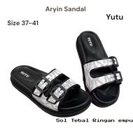 Sandal Wanita Trend Bahan Karet Jelly Model Slop Gesper Sendal Cewe Yutu Size 37-41 Mewah