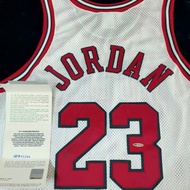 Michael Jordan 23號 親筆簽名公牛隊波衫