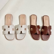 C&C HARLY Flats Sandals in Brown