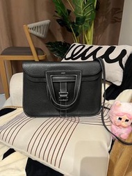 Hermes Halzan 31 ,STAMP X 黑銀 100%Authentic, 95%New 💎尖沙咀中港城門市