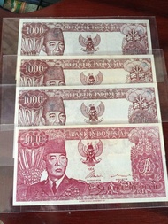 Uang Kuno Soekarno Rp 1000 Merah Asli