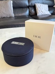 Dior 藍星圓餅美妝包