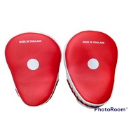 MUAYTHAI PADS CURVED FOCUS POINT Kulit PU dan Kulit Tulen
