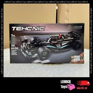 F1 PuIIBackk W14 assembly toy | 240 details