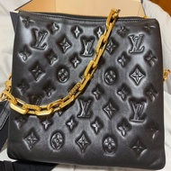 Louis Vuitton Coussin PM 手袋