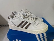 adidas 愛迪達 Rivalry Low 女鞋24.5 米白 棕 復古 245三葉草 IG6310
