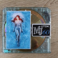 Second-Hand md Music ava max-diamonds & dancefloors Good Condition