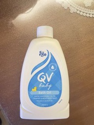 QV baby bath oil 嬰兒沖涼油