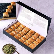 Turkish Baklava mixed 1 kilogram Brand Karaköy Güllüoğlu.