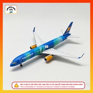 Boeing 757-200 Hekla Aurora Airplane Paper Model Assembly Kit 1/250 Scale High Quality Paper Materia