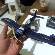 2nd World War Fighter Plane Miniature f4u corsair