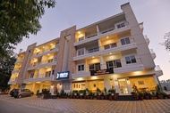 Hotel Clarks Residence Nainital