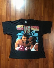 Mike Tyson vs George Foreman พิมพ์ผ้าฝ้ายเสื้อยืดสําหรับผู้ชายและผู้หญิงหลวม Fit แขนสั้น Crewneck เส