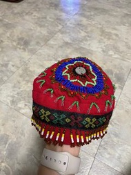 紅色原住民手工珠繡頭巾帽