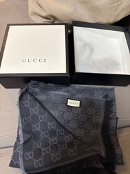 Gucci 頸巾