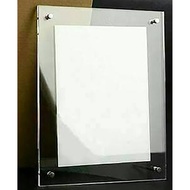 Akrilik brosur dinding / akrilik bening 2 mm